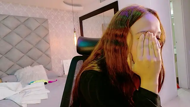 CARO ADAMS1 online show from 02/03/26, 11:10