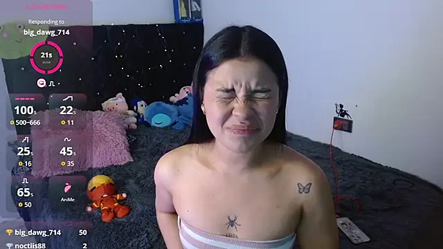 Snapshot of Megan_ve chatting on 12/03/25, 02:19 Megan ve online show from 12/03/25, 02:19