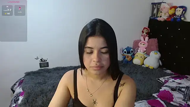 Snapshot of Megan_ve chatting on 02/13/26, 10:17 Megan ve online show from 02/13/26, 10:17