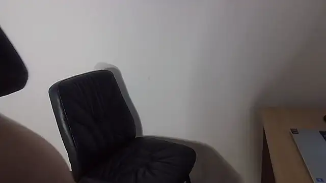 Miss-85 online show from 11/11/25, 07:36