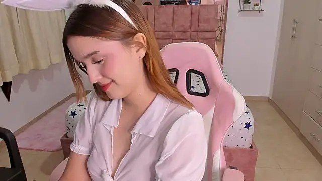 MIACUTEE  online show from 06/28/26, 11:33