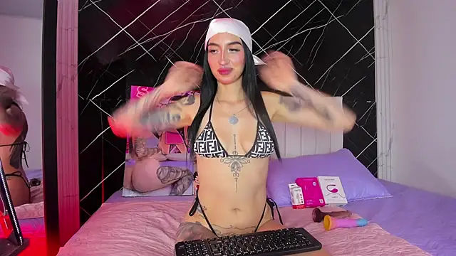 Candy leilaa3 online show from 04/24/26, 05:32