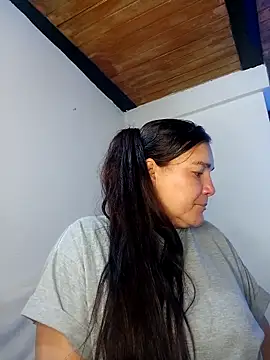 Snapshot of MilfBlonde_ chatting on 10/18/25, 11:11 MilfBlonde online show from 10/18/25, 11:11