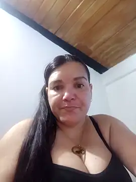 Snapshot of MilfBlonde_ chatting on 10/19/25, 11:11 MilfBlonde online show from 10/19/25, 11:11