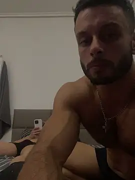 Snapshot of Camaraman05 chatting on 11/08/25, 06:46 Camaraman05 online show from 11/08/25, 06:46