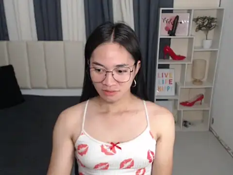 PetiteAsianMarian online show from 10/15/25, 10:15