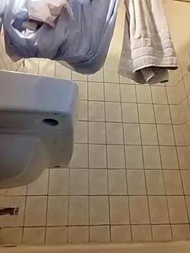 Snapshot of swipeswanger chatting on 10/12/25, 07:07 swipeswanger online show from 10/12/25, 07:07