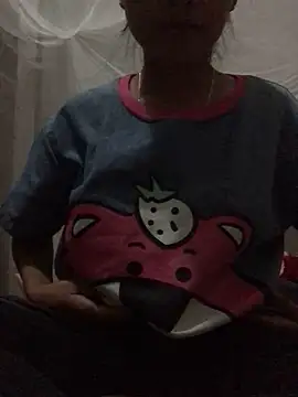 Snapshot of namicute chatting on 10/12/25, 02:05 namicute online show from 10/12/25, 02:05