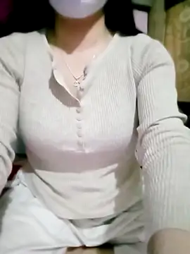 Snapshot of SansanCii chatting on 11/04/25, 11:31 SansanCii online show from 11/04/25, 11:31