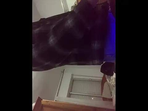 lucky1661 online show from 11/27/25, 02:24