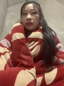 Linh sexyy online show from 10/24/25, 08:11