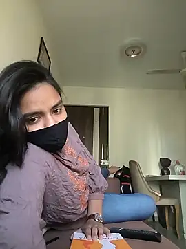 Snapshot of radhika4445 chatting on 03/15/26, 09:37 radhika4445 online show from 03/15/26, 09:37