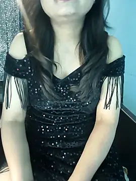 Model Show01 online show from 11/25/25, 06:19