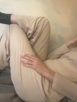 KittieCreme online show from 02/09/26, 07:56