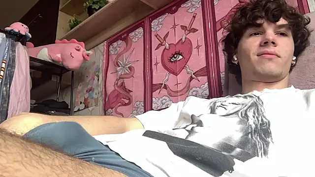 Jeremy1Scott online show from 04/21/26, 05:03