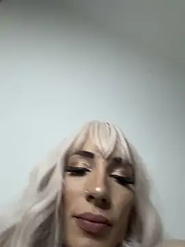 xo milarose online show from 11/14/25, 09:13