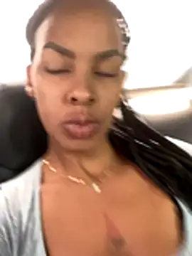 Snapshot of Jxxxa2 chatting on 10/29/25, 12:51 Jxxxa2 online show from 10/29/25, 12:51