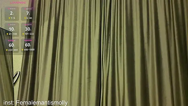 MissPompadure online show from 12/01/25, 02:27