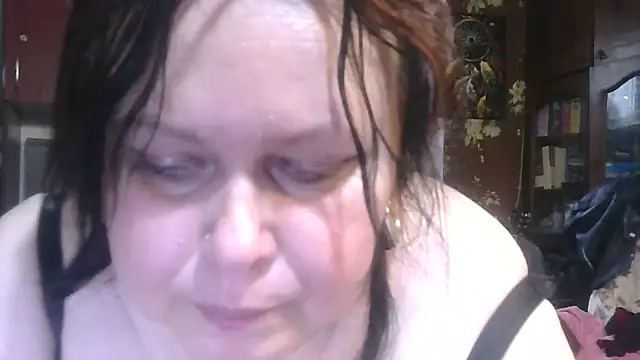 CharleeKendall online show from 12/17/25, 10:54