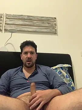 Snapshot of ReDiBastoni90 chatting on 05/07/26, 11:10 ReDiBastoni90 online show from 05/07/26, 11:10