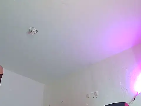 Trix ebony online show from 04/07/26, 04:24