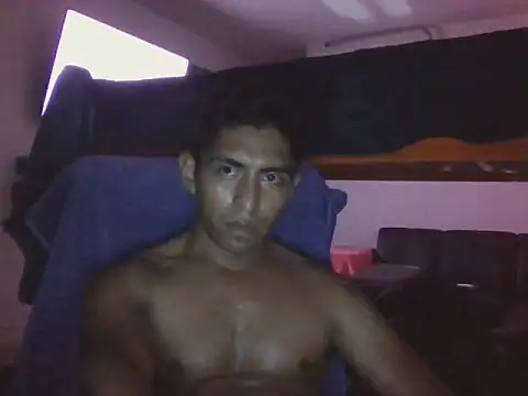 Snapshot of Vatoneza chatting on 02/03/26, 11:26 Vatoneza online show from 02/03/26, 11:26