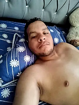 Snapshot of cristian_maln1 chatting on 03/10/26, 11:59 cristian maln1 online show from 03/10/26, 11:59