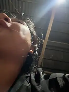 Linh-xxx online show from 02/23/26, 12:46