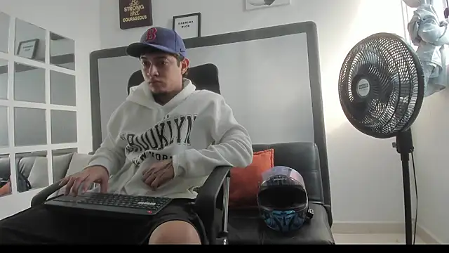 Sky Wild online show from 11/02/25, 08:33