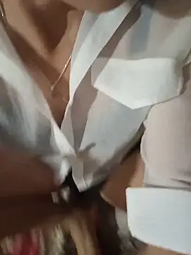 -Paige- online show from 06/14/26, 12:52