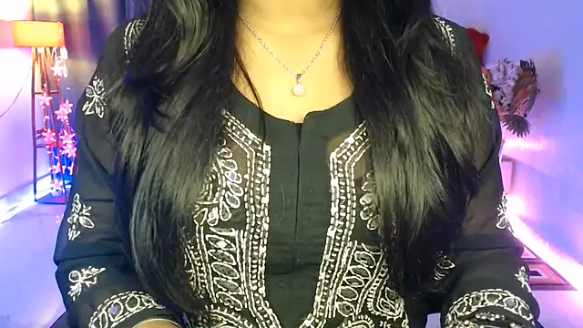Rashiii  online show from 07/02/26, 07:53