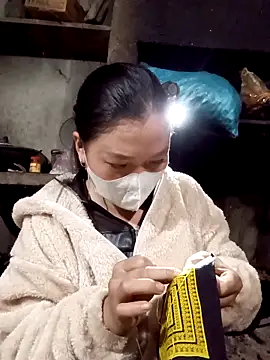 nat-tri online show from 11/23/25, 01:55