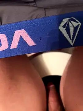 LilCheeky online show from 12/14/25, 04:29