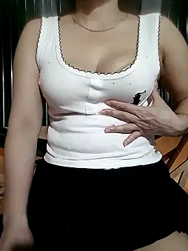 LalayCii online show from 10/15/25, 12:55