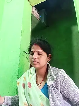 Karishma cute online show from 01/13/26, 06:51