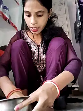 Nitya hot online show from 11/14/25, 07:07