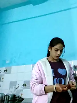 Nitya hot online show from 12/23/25, 06:44