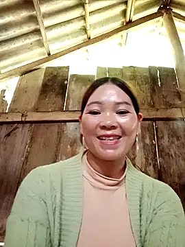 Snapshot of laddy-cute chatting on 10/16/25, 03:29 laddy-cute online show from 10/16/25, 03:29