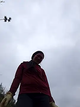 siusiu-00 online show from 10/20/25, 06:14