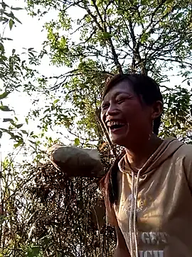 siusiu-00 online show from 04/20/26, 09:56