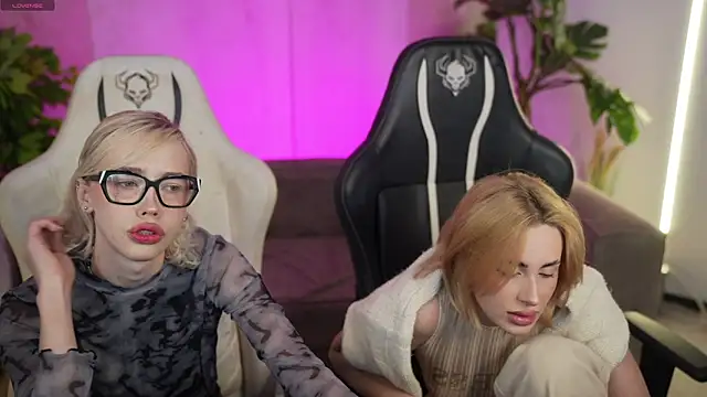 Jessica start online show from 12/01/25, 11:26