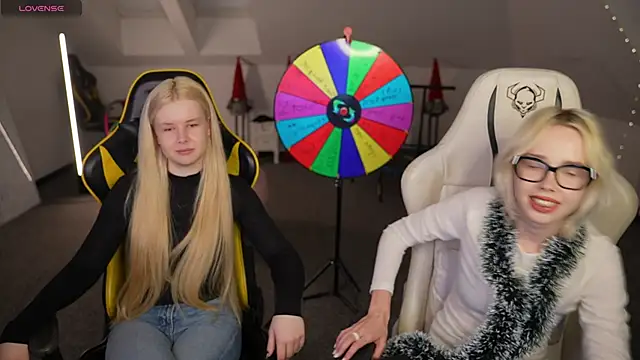 Jessica start online show from 12/04/25, 03:21