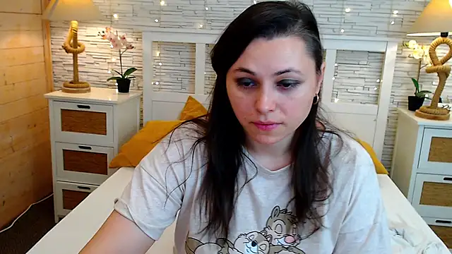 Soft Lilly online show from 11/28/25, 05:54