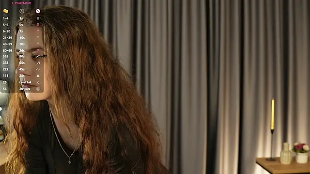 Snapshot of YuriFout chatting on 11/14/25, 11:09 YuriFout online show from 11/14/25, 11:09