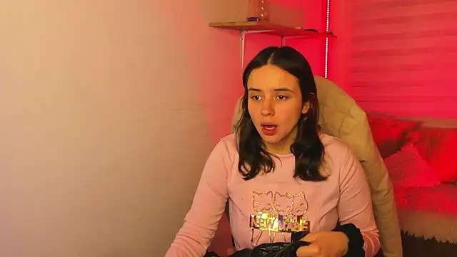 Emily Lindey online show from 11/10/25, 03:16