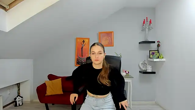 AnneWilsonn online show from 10/13/25, 03:23