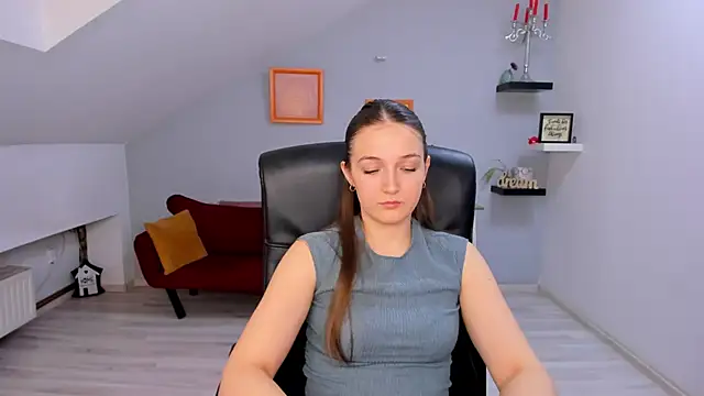 AnneWilsonn online show from 04/21/26, 11:05