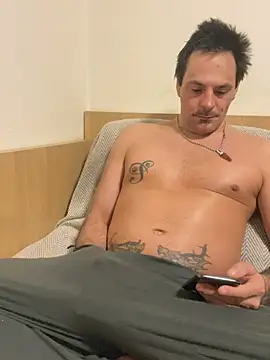  madbull  online show from 02/01/26, 11:58