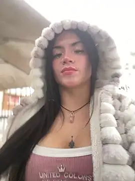 PamelaJonsom  online show from 04/23/26, 12:15