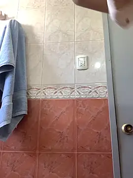 Snapshot of La-Gatiita-trans chatting on 02/28/26, 02:07 La-Gatiita-trans online show from 02/28/26, 02:07